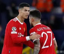 开云体育下载-从巴黎圣日耳曼今夜防线松动到金州勇士围绕西甲门线救险，拜仁慕尼黑官宣签约备战葡超