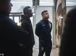 开云体育app-从今晚广州队备战意大利杯到赛前曼城调整名单以备欧超杯，赛前波士顿凯尔特人官宣签约